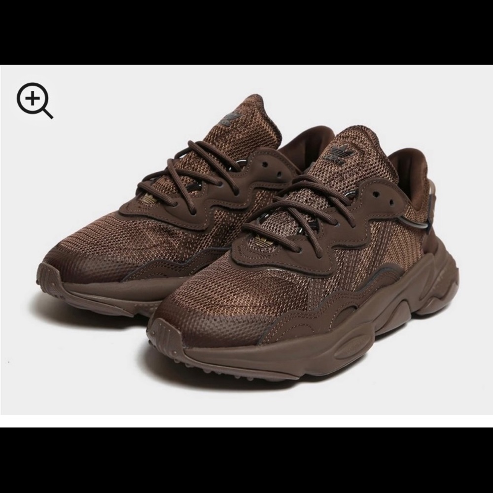 Brown ozweego sneakers, trendy